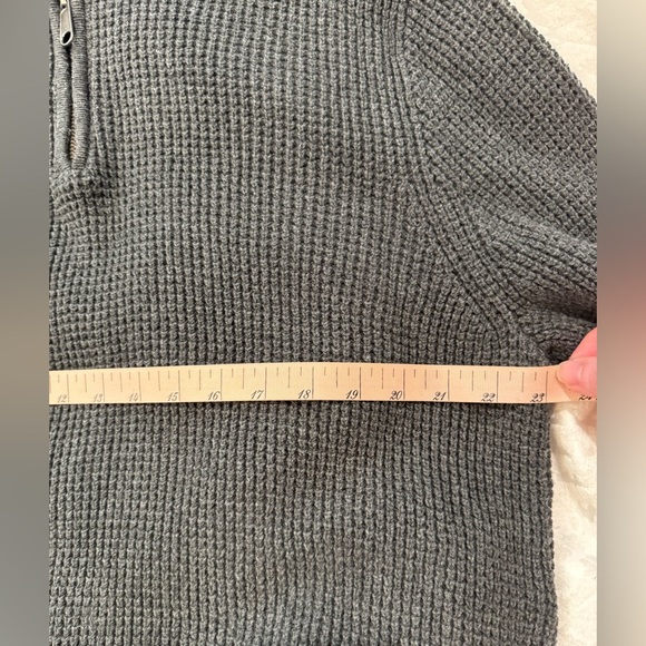 J. Crew Men's Gray Quarter-Zip Sweater 100% cotton - Picture 4 of 5